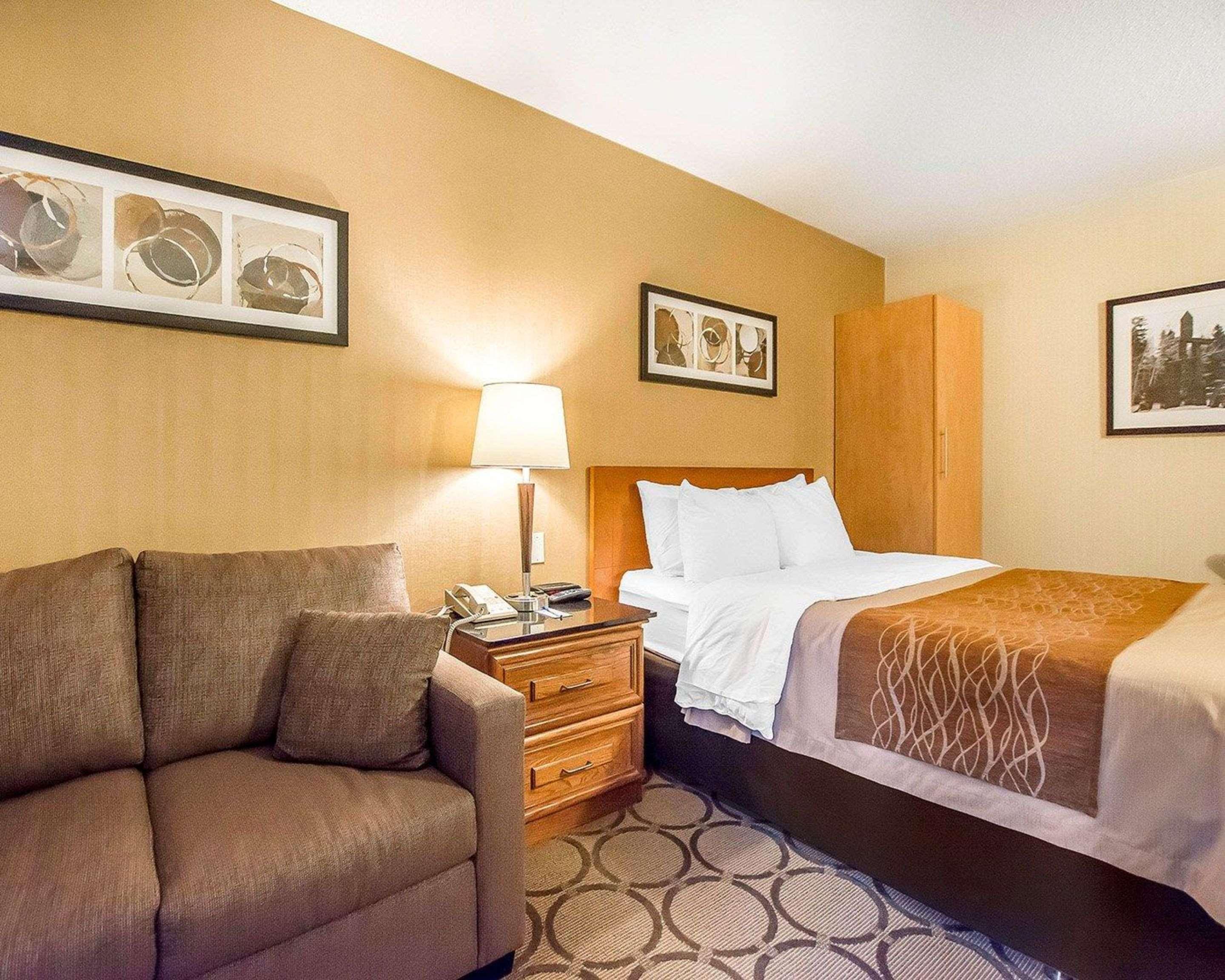 Comfort Inn Kirkland Lake Dış mekan fotoğraf