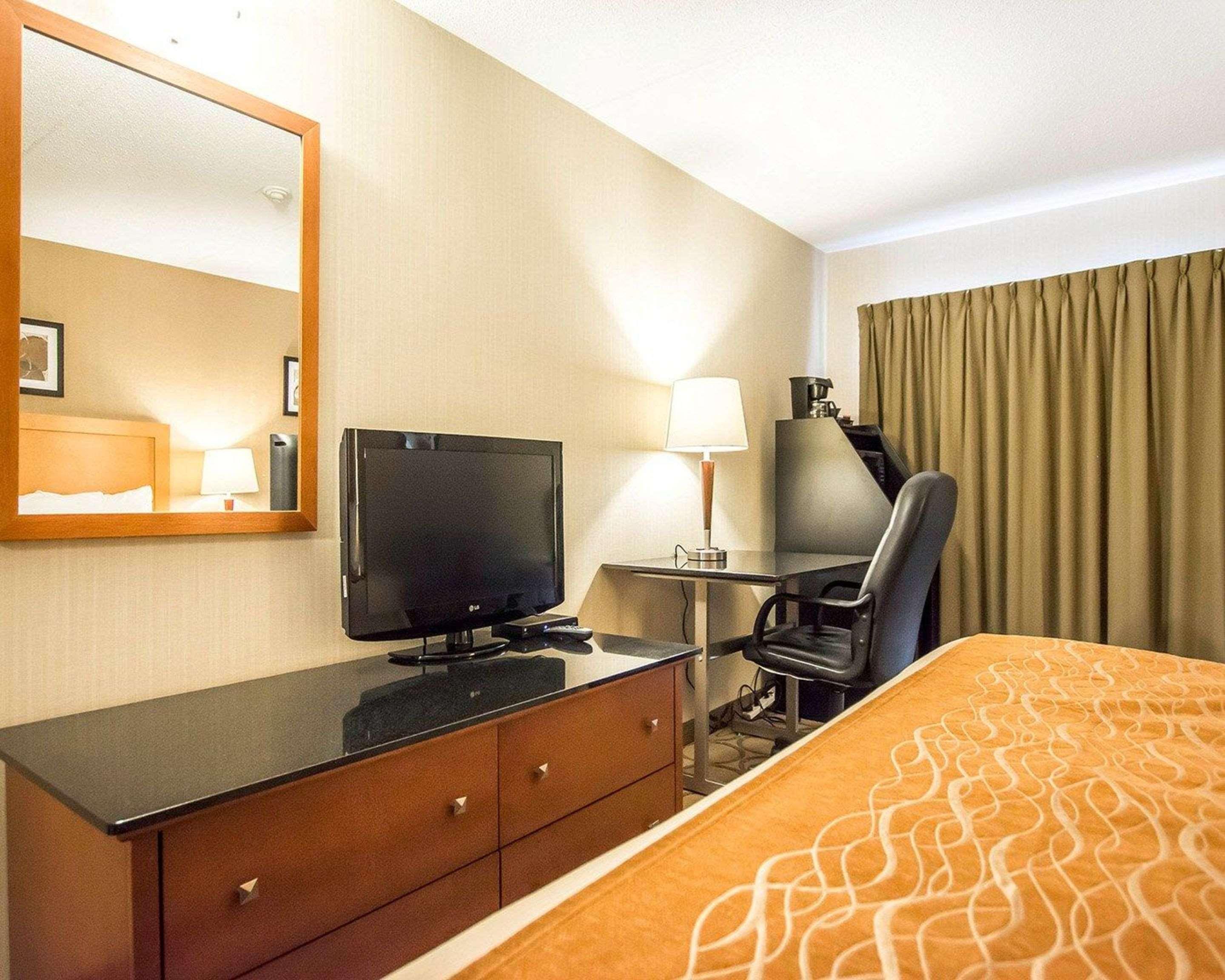 Comfort Inn Kirkland Lake Dış mekan fotoğraf