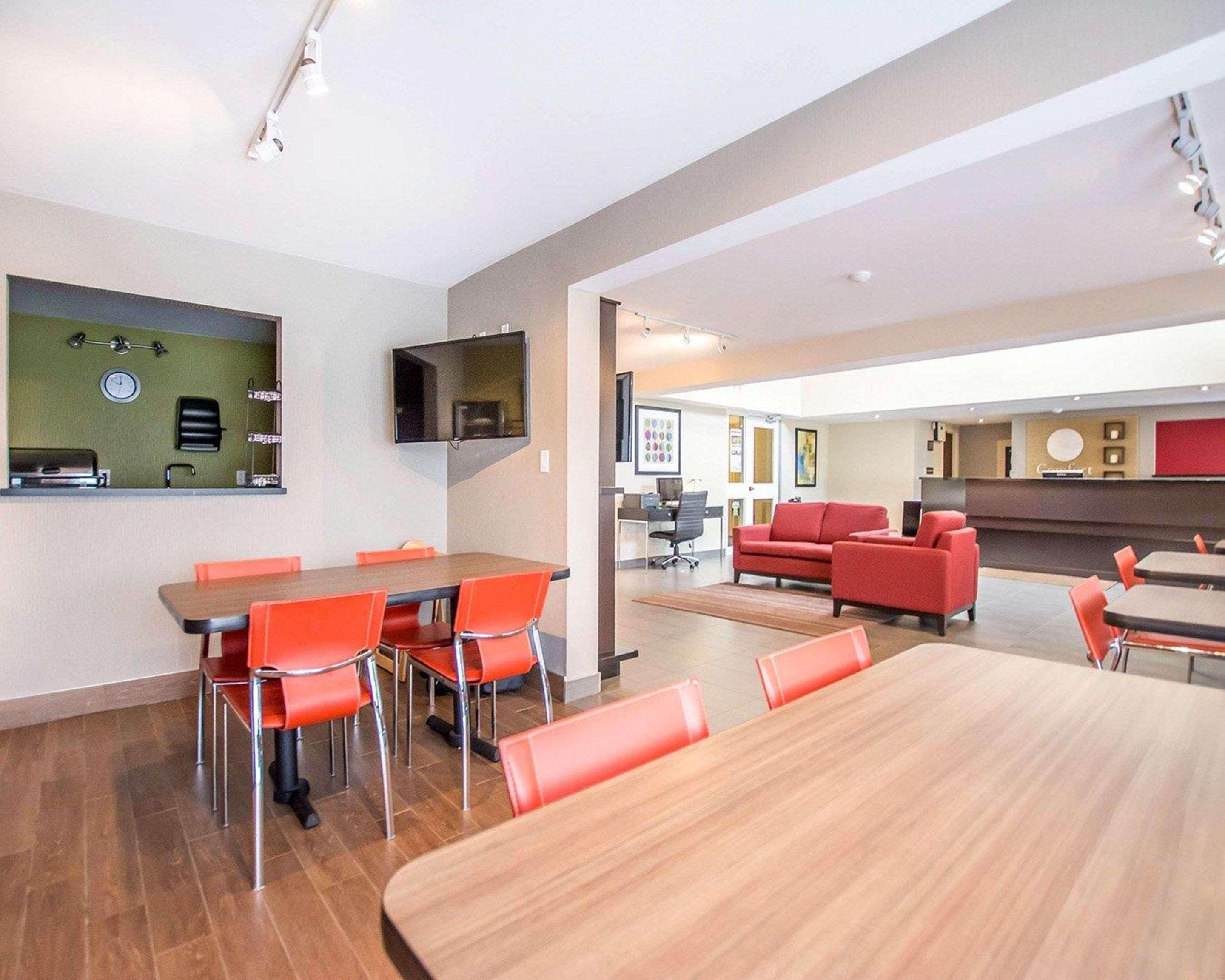 Comfort Inn Kirkland Lake Dış mekan fotoğraf