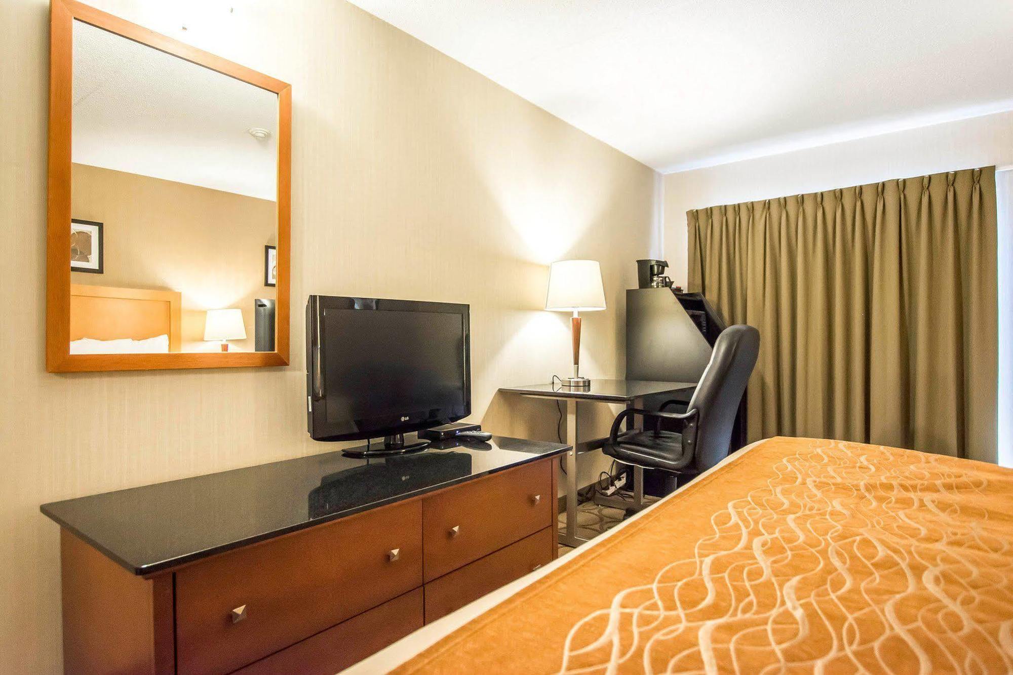 Comfort Inn Kirkland Lake Dış mekan fotoğraf