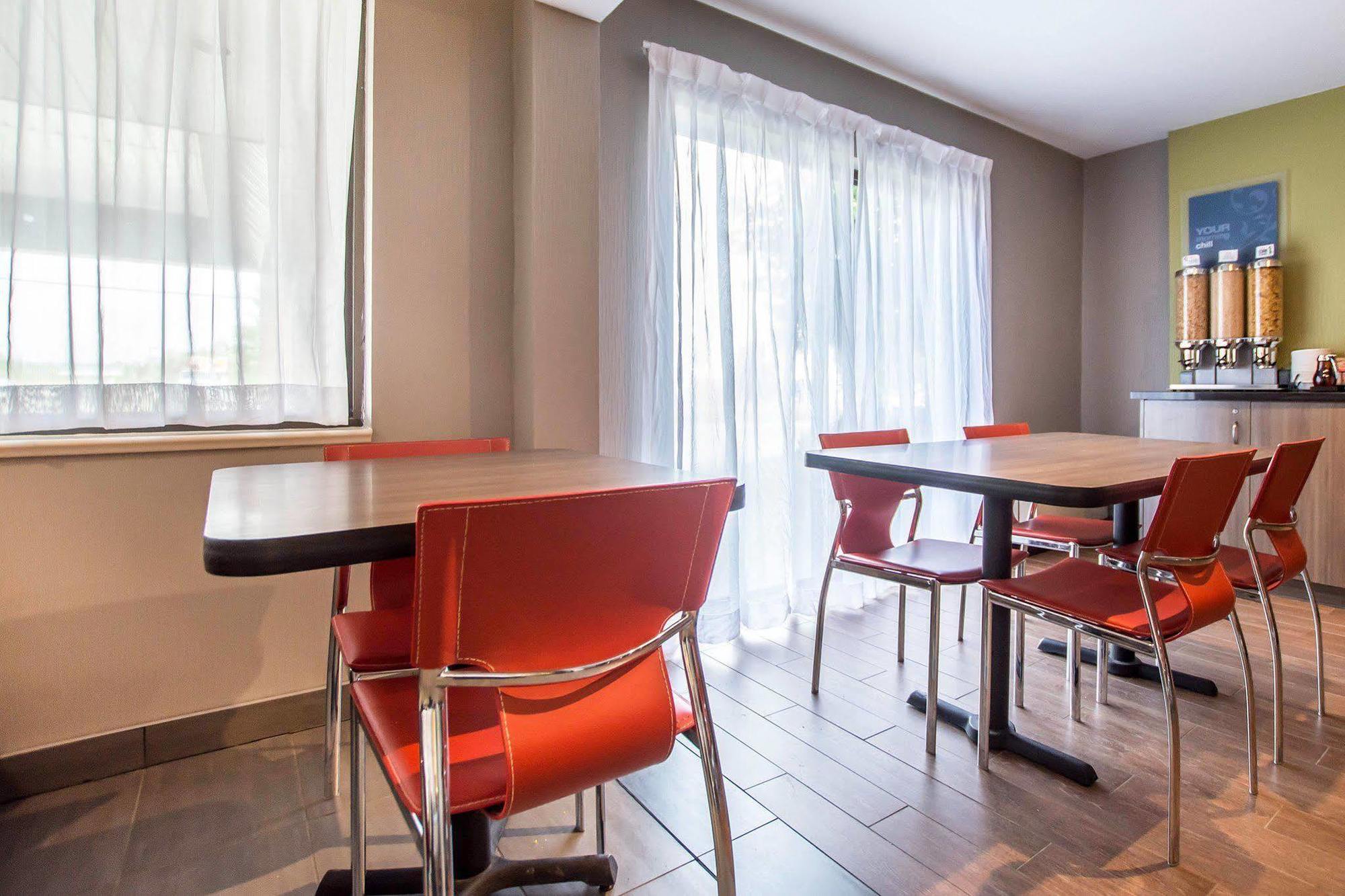 Comfort Inn Kirkland Lake Dış mekan fotoğraf