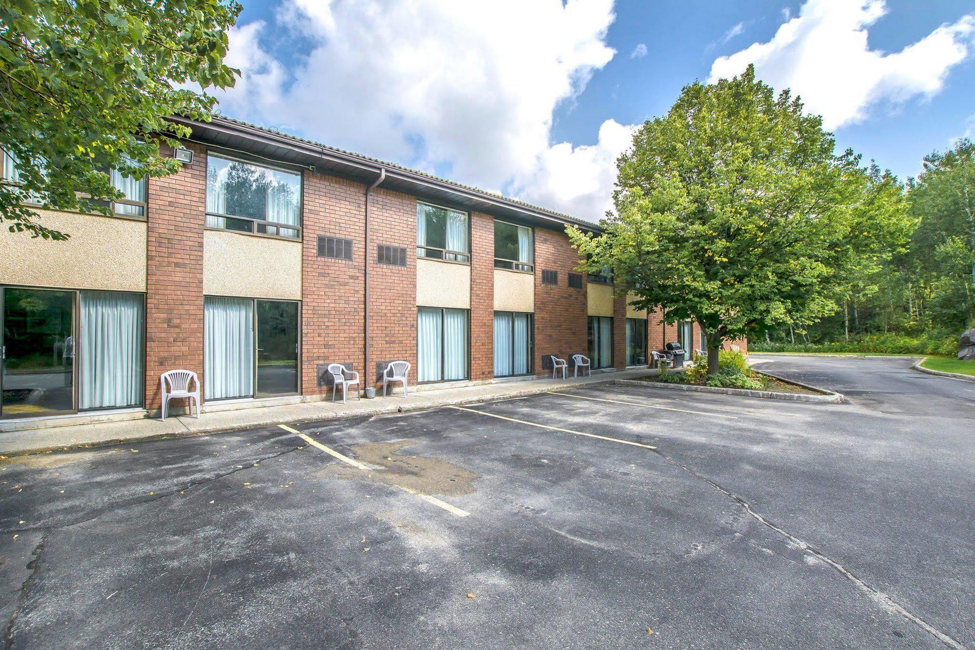 Comfort Inn Kirkland Lake Dış mekan fotoğraf